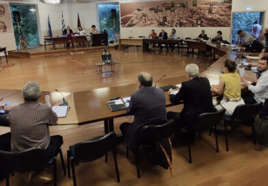 Σε εξέλιξη η συνεδρίαση του Δημοτικού Συμβουλίου κεντρικής Κέρκυρας