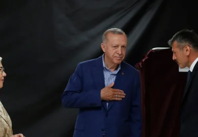 Τουρκία: Θρίαμβος Ερντογάν με 54,78% έναντι 45,22% του Κιλιτσντάρογλου στο 66,65% των ψήφων