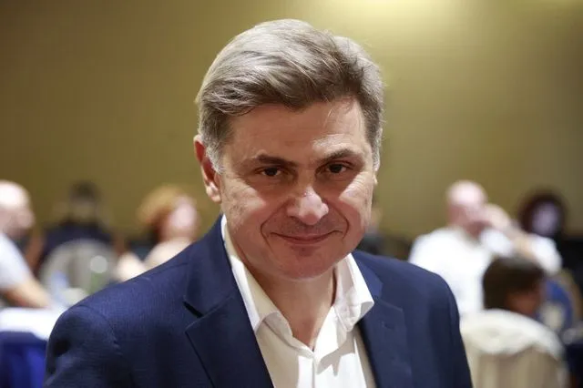 ΣΥΡΙΖΑ: Διεγράφη ο Νικόλας Φαραντούρης