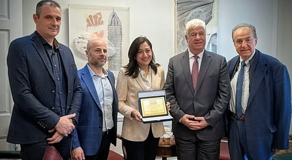 Ενίσχυση δεσμών με την Ομογένεια: Συνάντηση με τη Γενική Πρόξενο στη Νέα Υόρκη