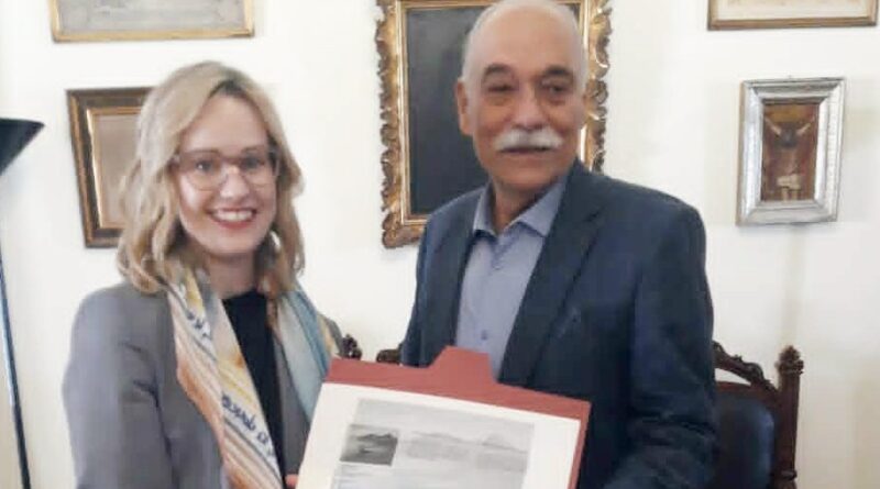 Επίσκεψη της νέας Πρέσβειρας της Ιρλανδίας στο Ιστορικό Δημαρχείο Κέρκυρας