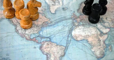 Γεωπολιτική Της Κακομοιριάς Με Αντιδυτικούς Δικολαβισμούς Γράφει ο Κώστας Χ. Βασιλάκης