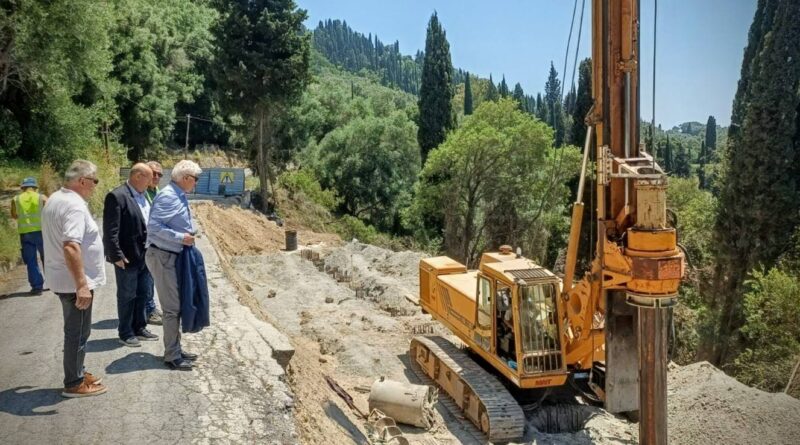 «Αυτοψία Τρεπεκλή στο έργο αποκατάστασης των κατολισθήσεων στους Αγίους Θεοδώρους»