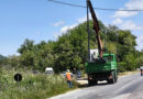 Κέρκυρα: Τοποθετούνται οι κολώνες για τα νέα ηλιακά φώτα στου Τρουμπέτα