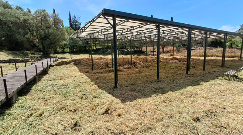 Στο φως τα Ρωμαϊκά Λουτρά Αχαράβης και καθαρισμός στο Κάστρο Κασσιόπης στη Βόρεια Κέρκυρα