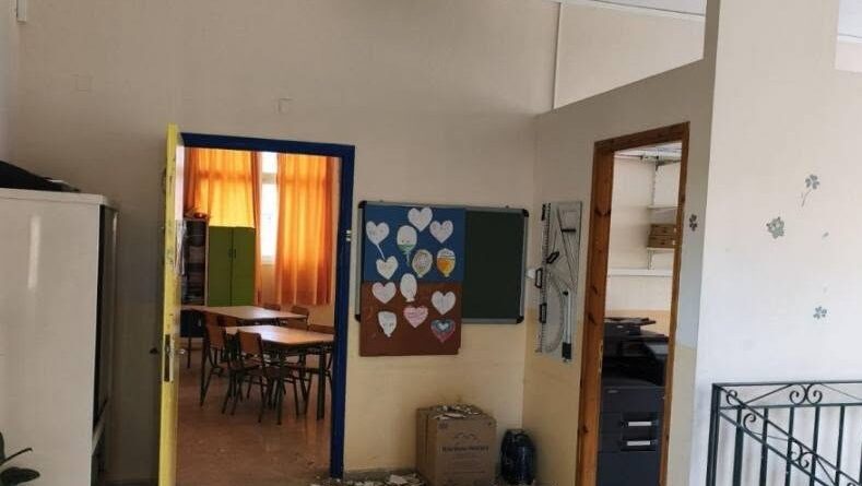 Πτώση σοβάδων στο 10ο Δημοτικό Σχολείο Κέρκυρας: Αποφεύχθηκαν τα χειρότερα – Είχαν προηγηθεί έγκαιρες προειδοποιήσεις
