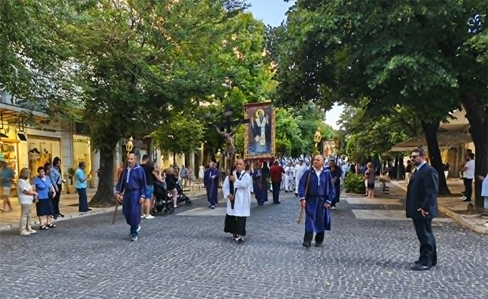 Κέρκυρα: Με κατάνυξη πραγματοποιήθηκε η Λιτανεία της Αγίας Δωρεάς της Καθολικής Εκκλησίας