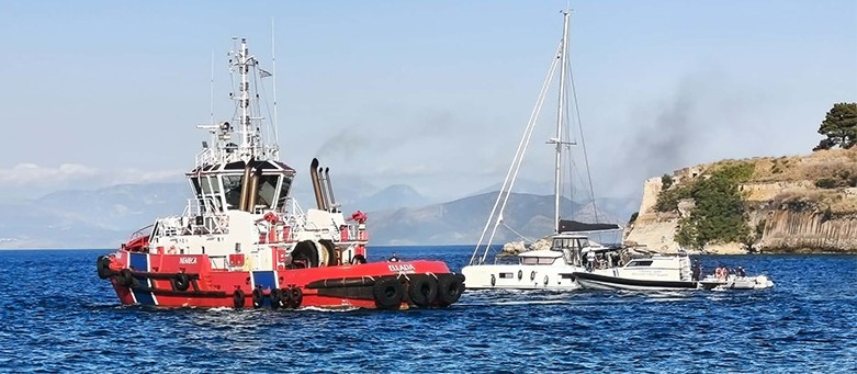 Άμεση κινητοποίηση σε catamaran στην Κέρκυρα – Καπνοί από το μηχανοστάσιο προκάλεσαν συναγερμό σε Πυροσβεστική και Λιμενικό