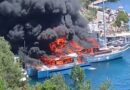 Παξοί: Πυρκαγιά κατέστρεψε ολοσχερώς καταμαράν στο λιμάνι του Γαΐου – Στις φλόγες και παρακείμενη γολέτα, σώοι οι επιβάτες