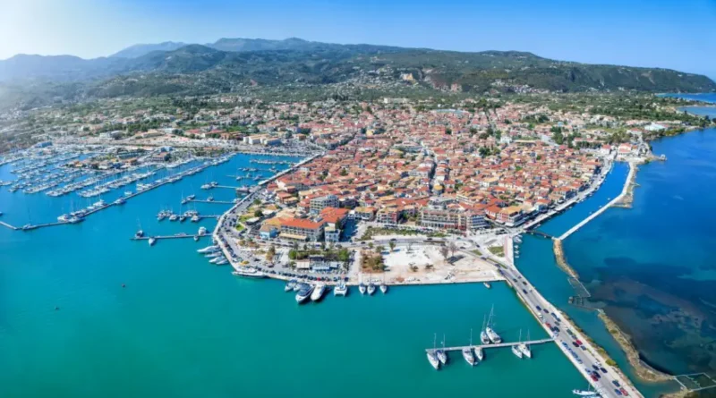 Λευκάδα: Διαγωνισμός φιλοξενίας ύψους 97.181 ευρώ για το 64ο Διεθνές Φεστιβάλ Φολκλόρ