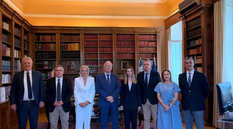 Ο Γενικός Γραμματέας της Αποκεντρωμένης Διοίκησης Πελοποννήσου, Δυτικής Ελλάδας και Ιονίου στο Προεδρικό Μέγαρο