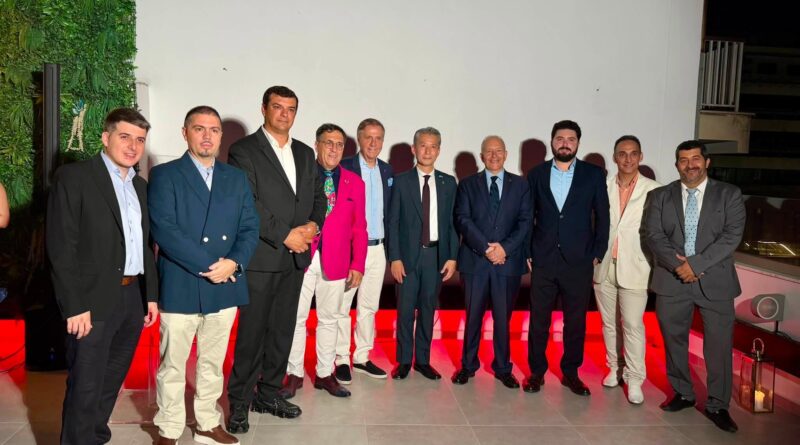 Στέφανος Γκίκας: Η ναυτιλία, ο ναυταθλητισμός και η ασφάλεια στη θάλασσα στο επίκεντρο των παρεμβάσεών του.  Επίτιμο Μέλος του St. Nicholas Business Club