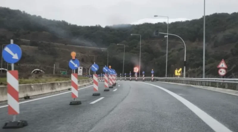 Δύο φορές έκλεισε η Εγνατία μέσα σε λίγες ώρες – Η ταλαιπωρία οδηγών συνεχίζεται