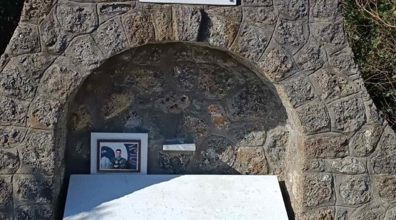 Μήνυμα Δημάρχου Βόρειας Κέρκυρας Γιώργου Μαχειμάρη για τα 26 χρόνια από τη θυσία του Υποσμηναγού Αθανασίου Μπεσλεμέ.