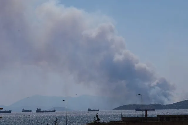 Τραγωδία στη Σαλαμίνα. Δύο νεκροί από την φωτιά