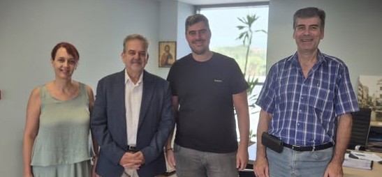 Στο επίκεντρο οι σχολικές μεταφορές στη συνάντηση Γιάννη Ζήκου με το Υπεραστικό ΚΤΕΛ Κέρκυρας