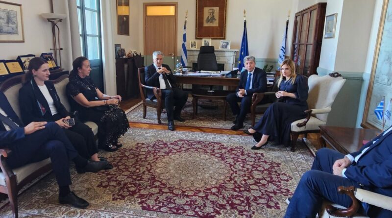 Αρραγείς ιστορικοί δεσμοί και σχέσεις ειλικρινούς φιλίας ενώνουν διαχρονικά την Κέρκυρα και τα Ιόνια Νησιά με τον σερβικό λαό