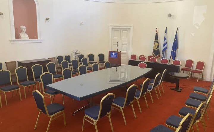 Στην Ιόνιο Βουλή πλέον οι ανοικτές για το κοινό συνεδριάσεις  της Δημοτικής Επιτροπής