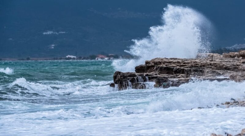 MeteoCorfu | Λίγες πρωινές μπόρες την Τρίτη 22/9 – Πτώση της θερμοκρασίας και ενίσχυση του Μαΐστρου