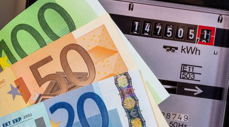 Ρεύμα: Στις μεγαλύτερες αυξήσεις της Ευρώπης η Ελλάδα τον Σεπτέμβριο